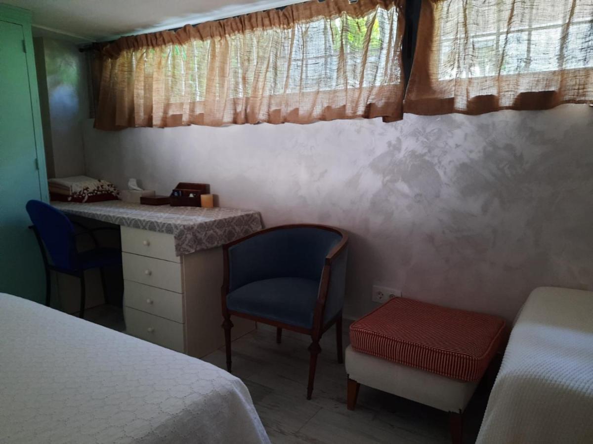 Un Apartamento Vacacional Con Detalles De Un Hogar Майрена-дель-Альхарафе Экстерьер фото