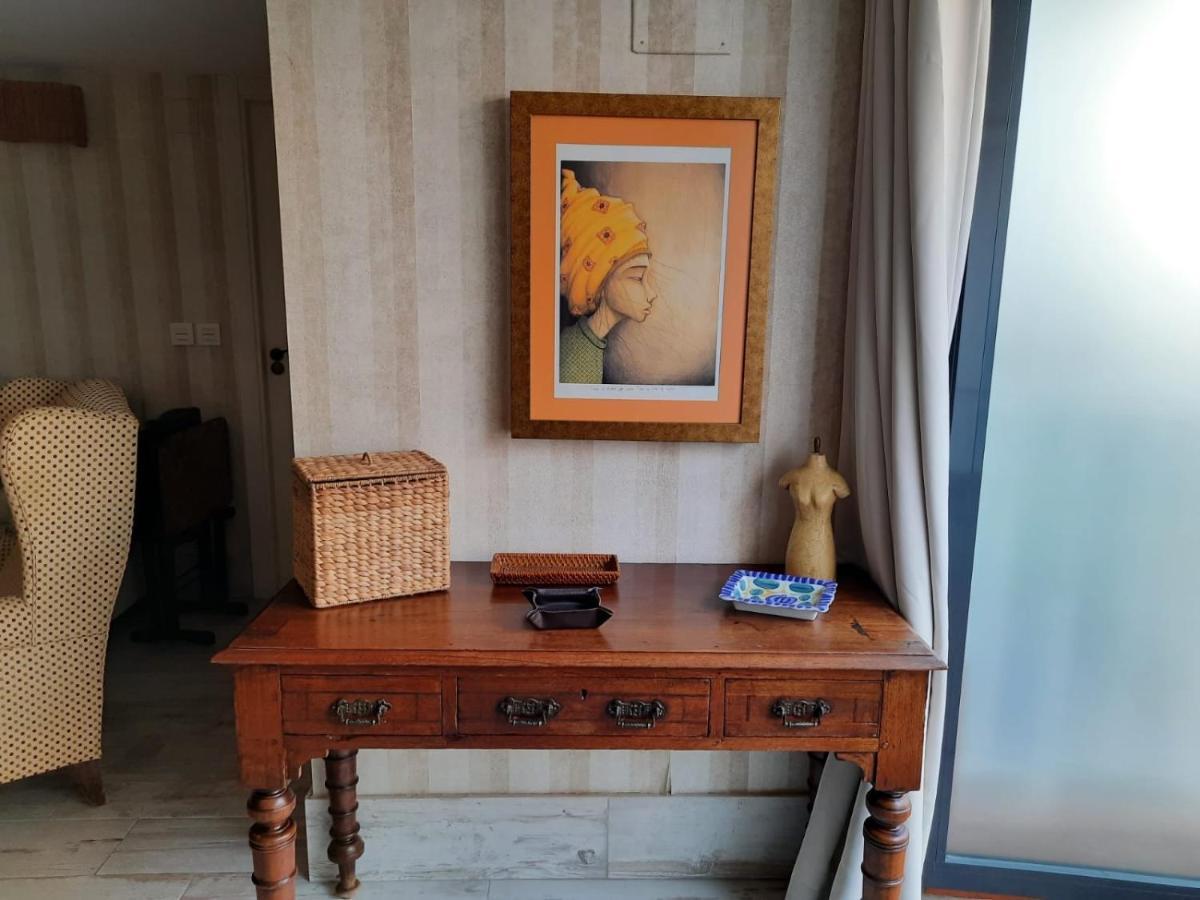 Un Apartamento Vacacional Con Detalles De Un Hogar Майрена-дель-Альхарафе Экстерьер фото